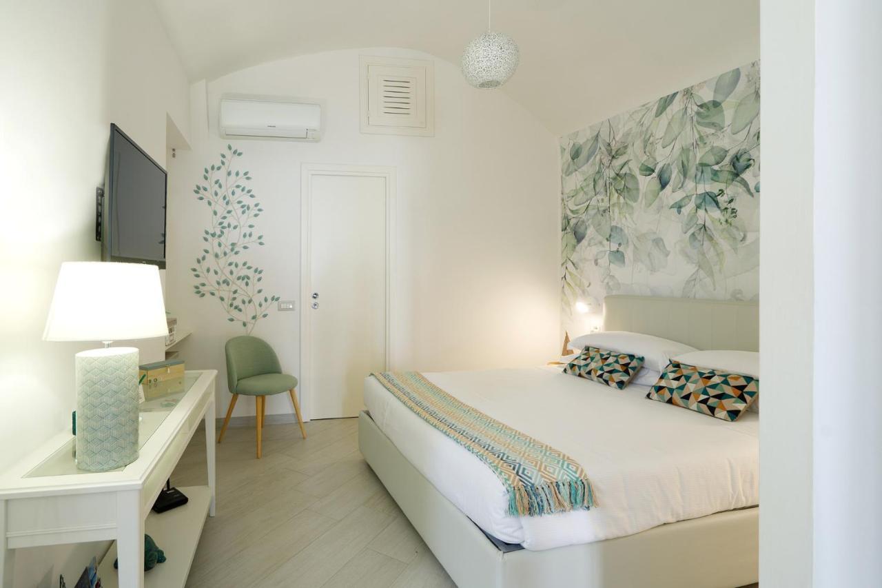 Chez Rosa - Cozy Sea View Openspace - 10Mins From Belmond Caruso Равелло Экстерьер фото